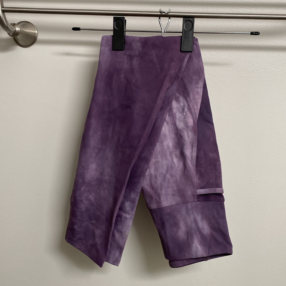 Born Primitive “Eccentric” Legging